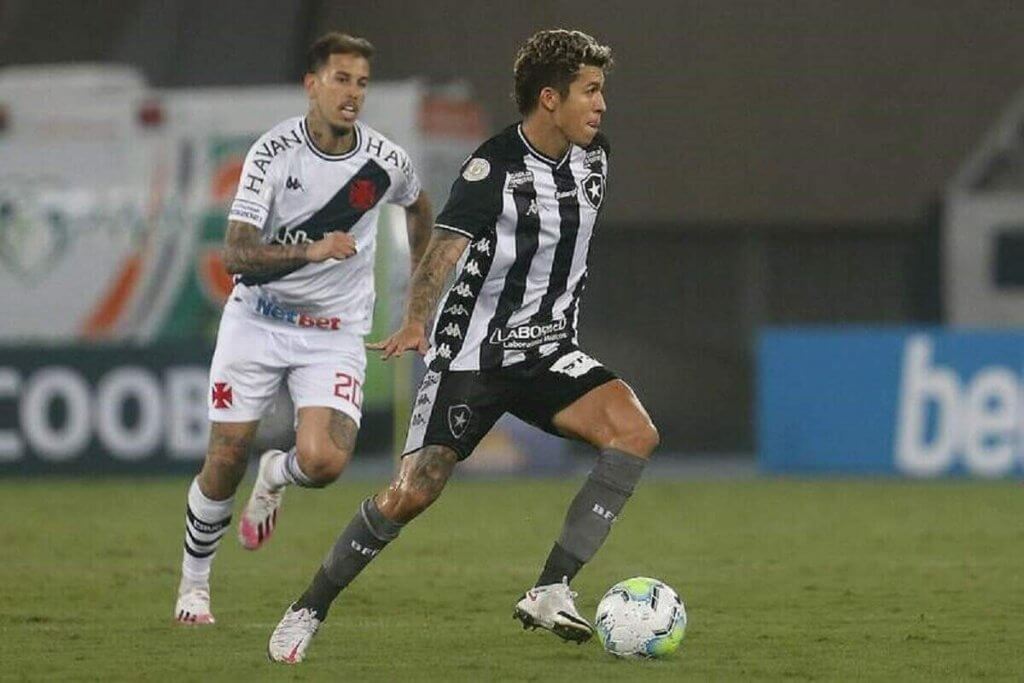 Vasco confirma a contratação do meio-campo Bruno Nazário