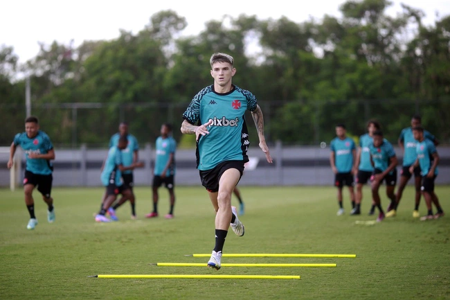 Confira as novidades do Vasco contra o Goiás Papo na Colina