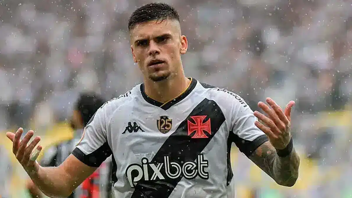 Gabriel Pec do Vasco está na mira do Galo Rodrigo Caetano abre o