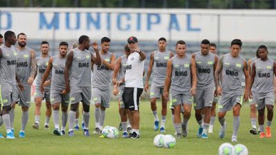 Pingou! Vasco paga salário de jogadores e comissão técnica nesta segunda-feira