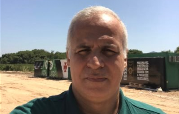 Vasco trabalha forte e consegue deixar as contas em ordem com os jogadores: ”Em dia com tudo. Acordos, salários e imagem”, diz Leão