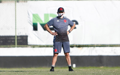 Ramon Menezes terá que lidar mais uma vez com muitos desfalques para montar o time; confira a lista de ausências