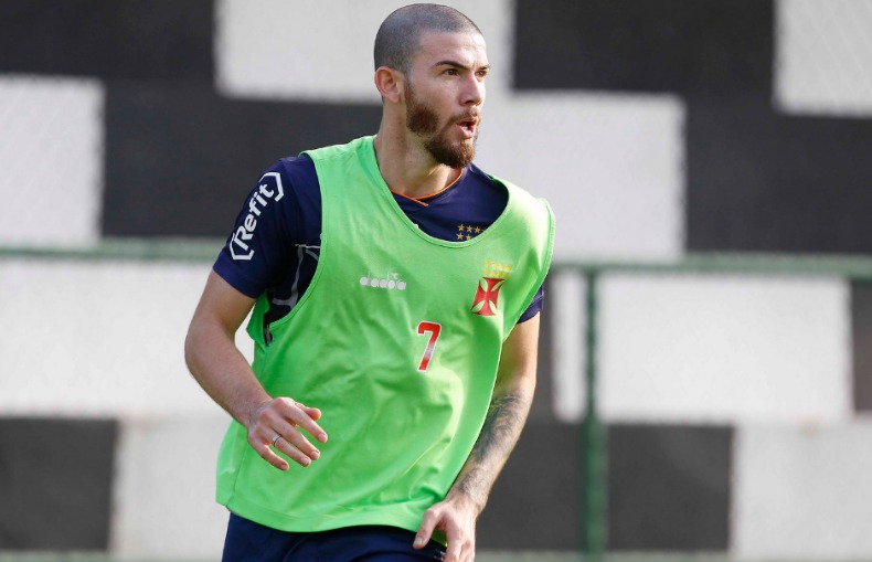 Luiz Gustavo se desvincula oficialmente do Vasco e acerta com novo clube