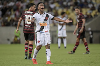 Ainda se recuperando de um problema muscular, Juninho está fora da partida contra o Bahia