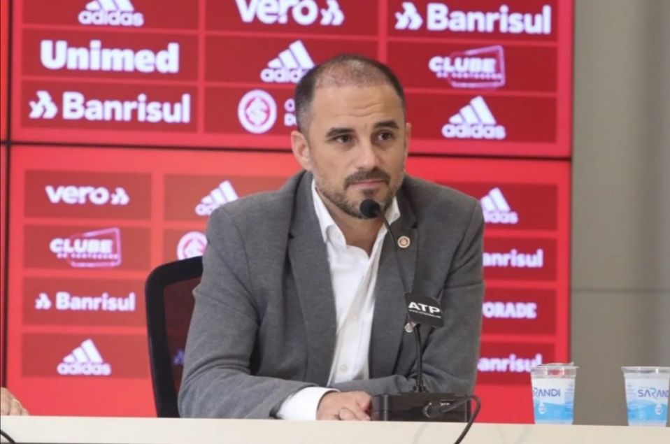 Jorge Salgado deixa no ar interesse em contratar Rodrigo Caetano e revela contato com o executivo: ”Extremamente competente”