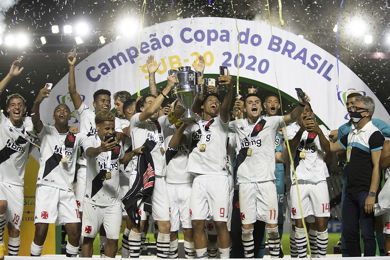 Geração vencedora: Vasco chega em quatro finais de campeonatos importantes nos últimos anos, e conquista dois; quem pode subir para o profissional?