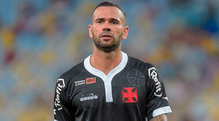 Leandro Castán solta palavras fortes depois de derrota para o Fortaleza: ”Sentimento de vergonha”
