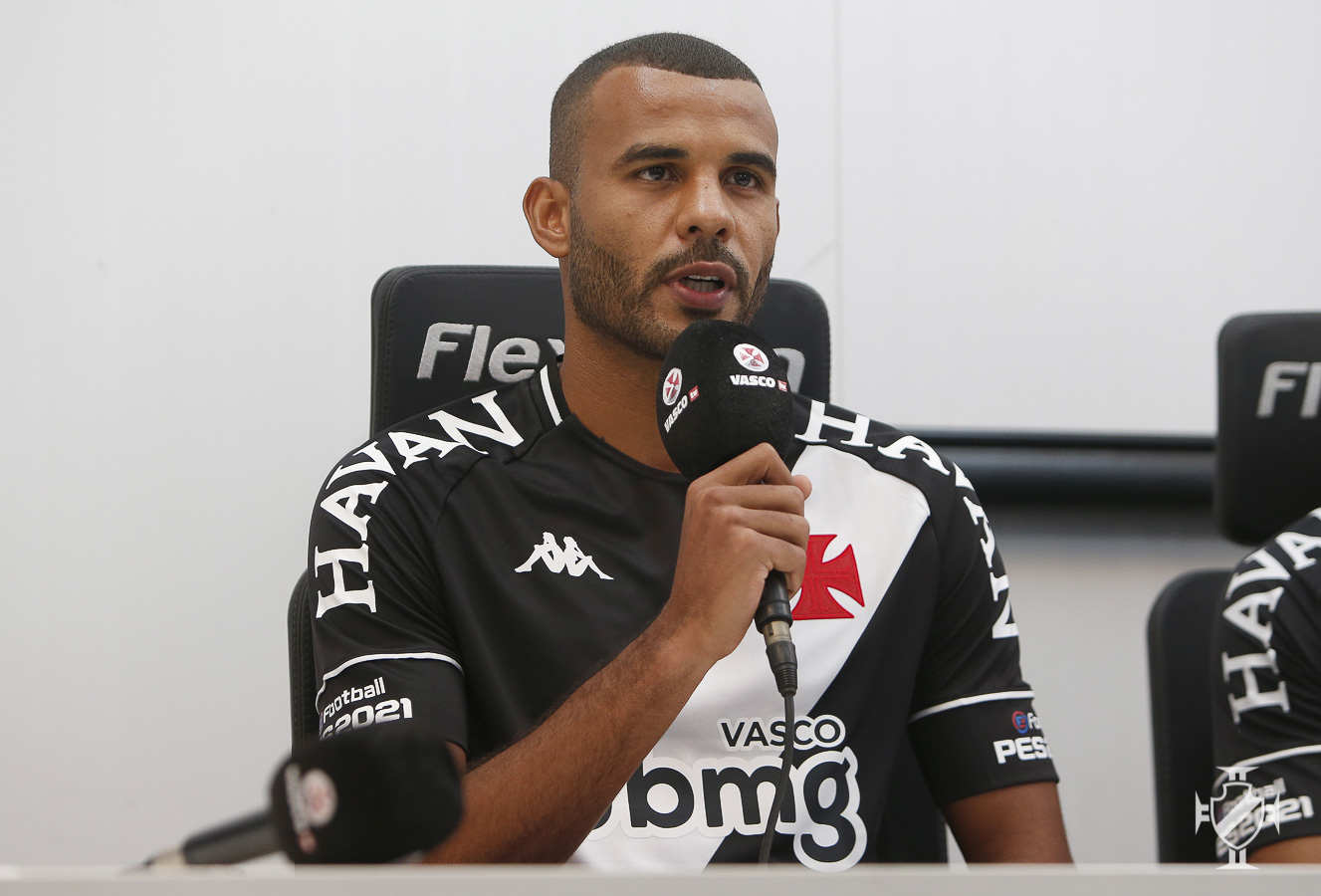 Ernando tem lesão confirmada no músculo adutor da coxa direita e não enfrenta o Macaé