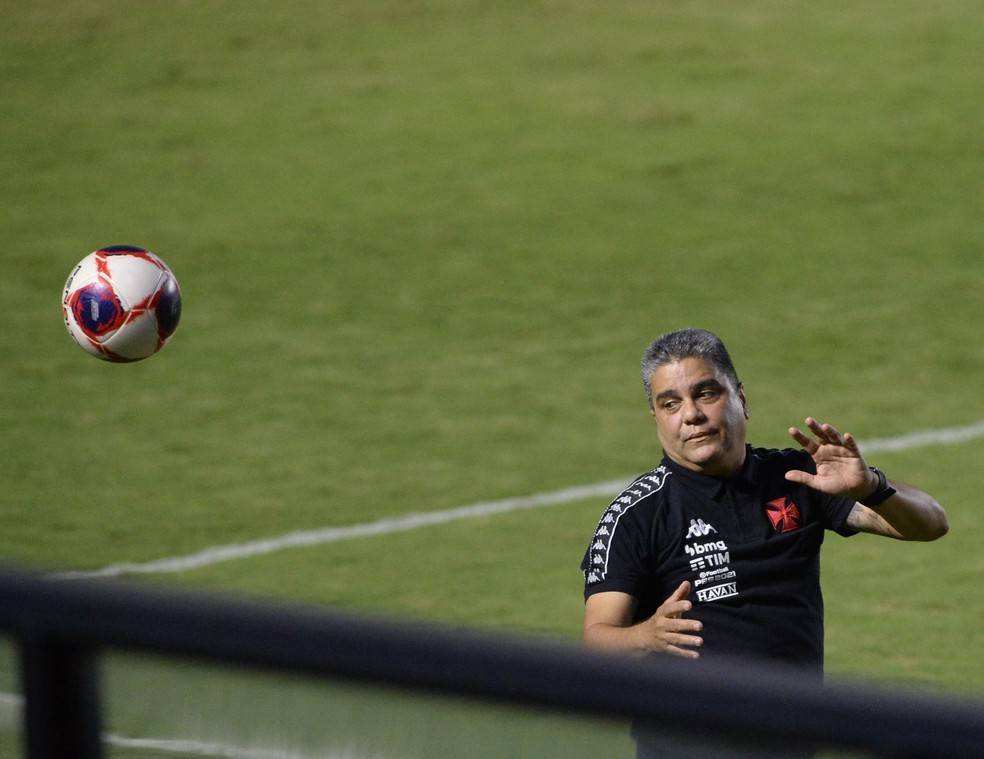 Cabo comemora empate em clássico: “Satisfeito pelo poder de reação”