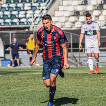 Reforço: Empresário anuncia que atacante Elias Ovelar é o novo jogador do Vasco