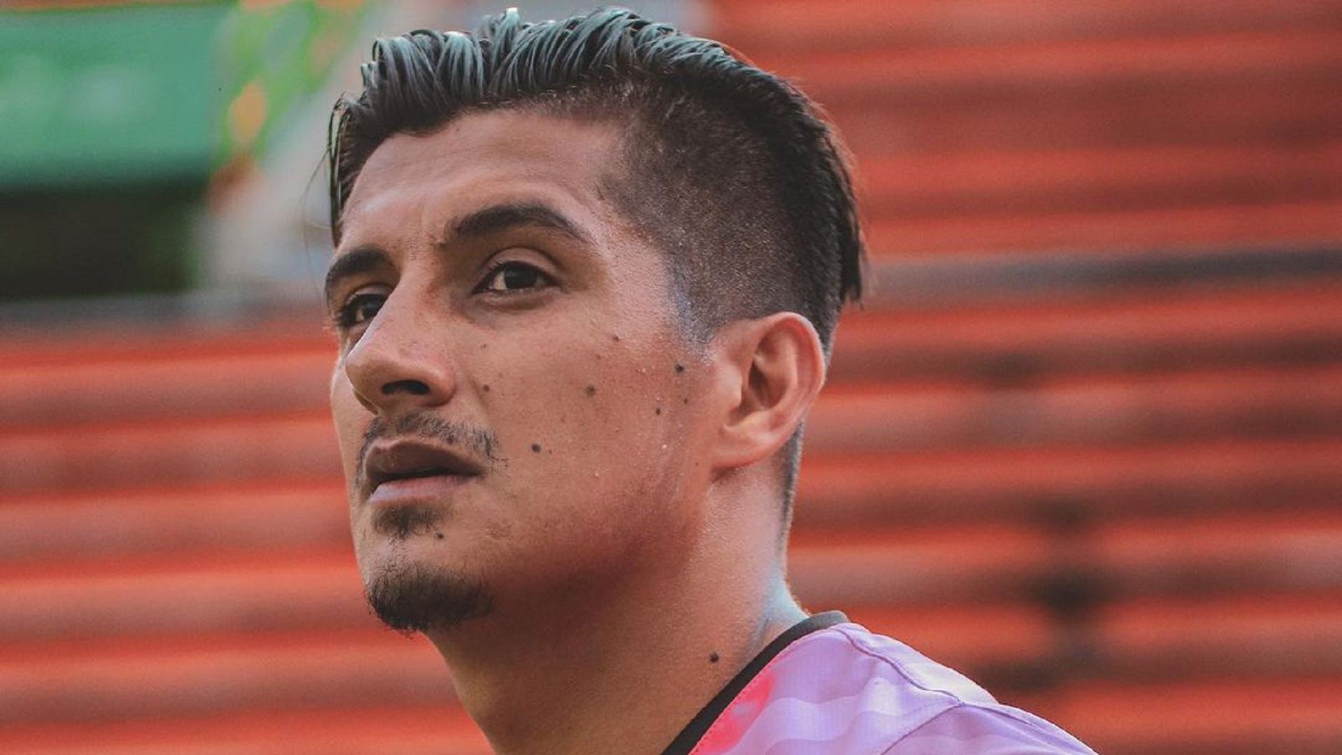 Presidente do Envigado, clube de Yeison Guzmán, esclarece situação do jogador sobre oferta do Vasco