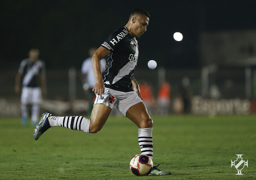 Léo Jabá se destaca e Vasco conquista a segunda vitória na série B