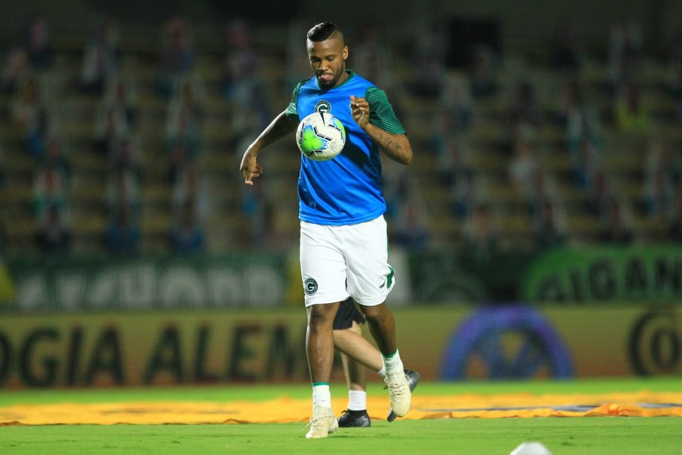 Ex-Vasco e Goiás, Rafael Vaz fala sobre duelo entre Goiás x Vasco