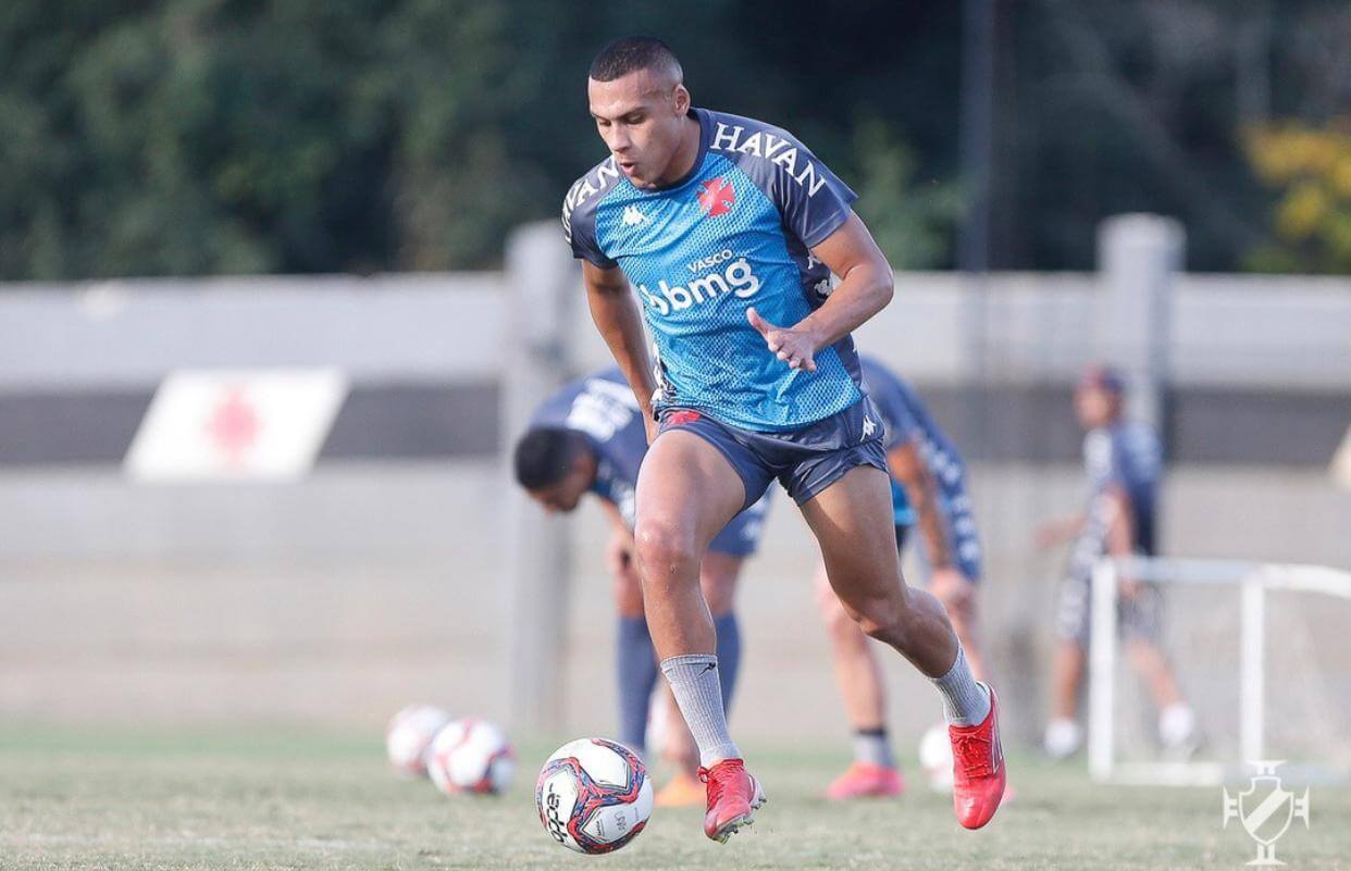 Com alterações, confira a escalação oficial do Vasco para enfrentar o São Paulo