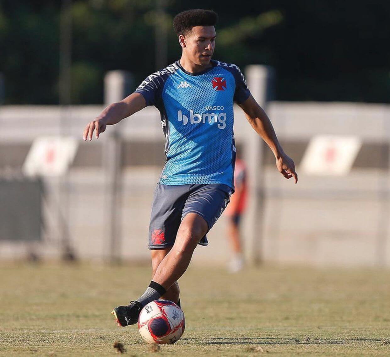 Confira a escalação oficial do Vasco para enfrentar o Cruzeiro