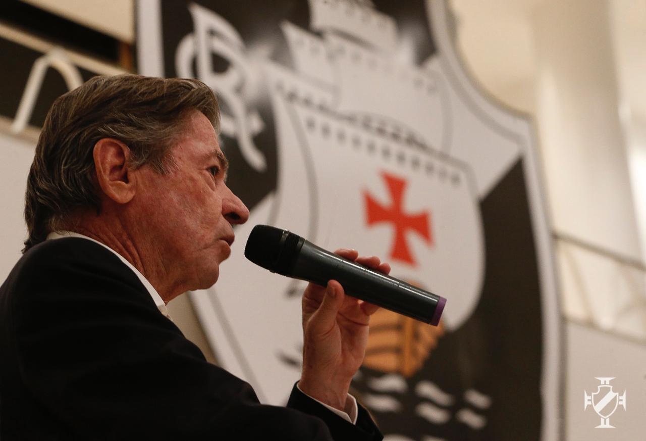 Vasco está próximo de acordo para reduzir dívida tributária em 50%; Lucro de 2021 pode chegar aos R$ 100 milhões