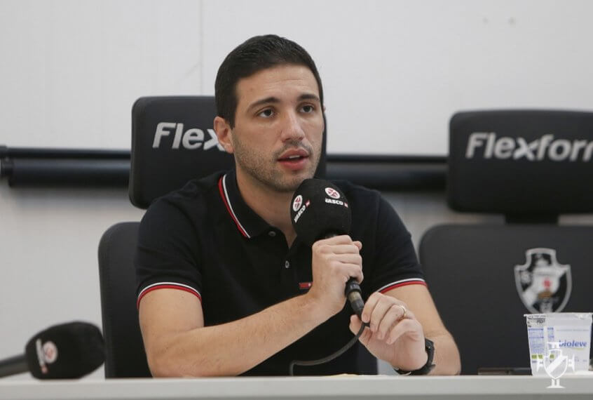 Pássaro fala sobre quedas do Clube para a Série B: “Não ensinaram nada ao Vasco”