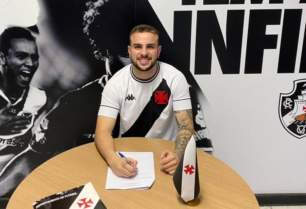 Vasco rescinde com dois atletas da base