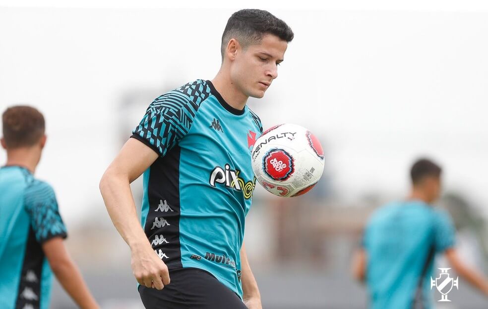 Com novidade, confira a escalação oficial do Vasco contra o Nova Iguaçu