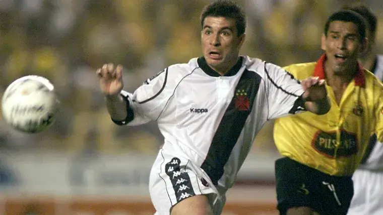 Maior artilheiro brasileiro em Libertadores e campeão com o Vasco em 1998, Luizão critica Vinícius Júnior: “é burro e não sabe fazer gols”