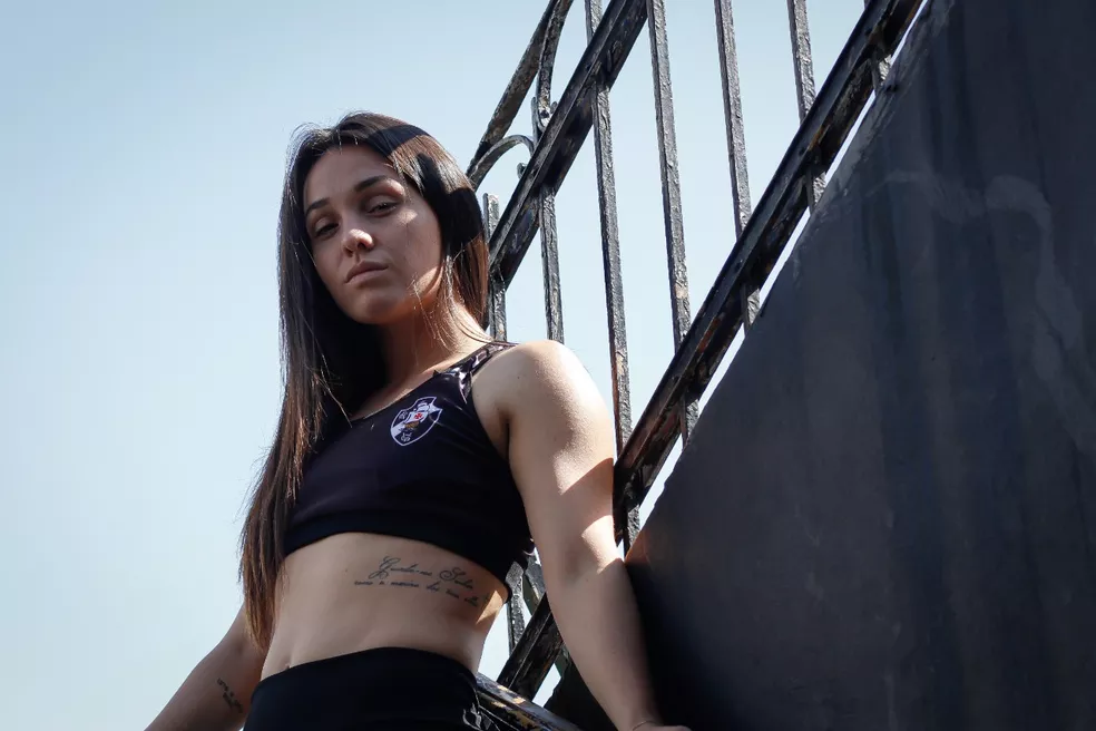 Patrocinadora do Vasco lança linha de produtos com parte de receitas arrecadadas para o time de futebol feminino do clube