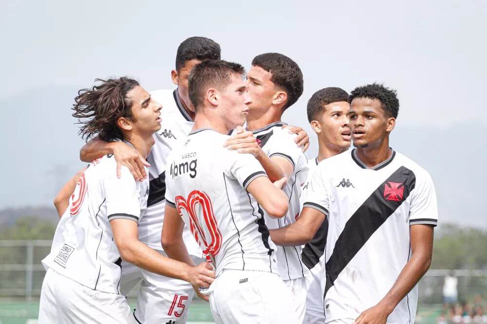 Na estreia do Brasileiro Sub-17, Vasco vence o América-MG