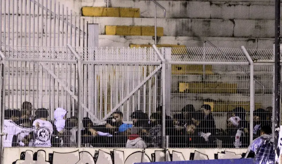 Vasco culpa Ponte Preta pela briga de torcidas no jogo de ontem