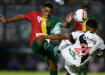 Vasco perde para o Sampaio com gol no último minuto