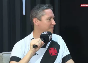 Vasco terá presença de executivo da 777 no jogo do acesso