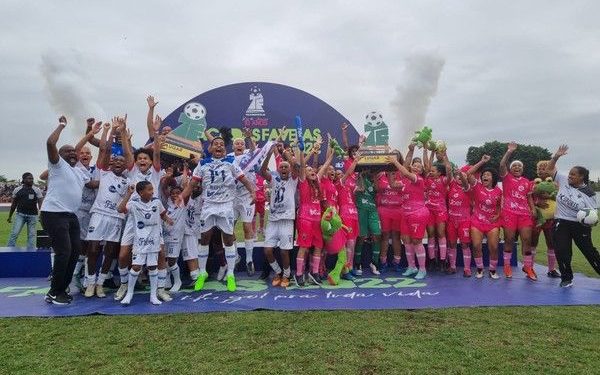 Novos talentos? Vasco acompanha Taça das Favelas e analisa jogadores