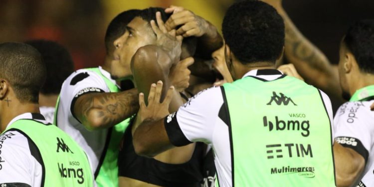 Confira melhores momentos de Sport 1 a 1 Vasco