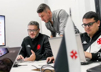 Vasco reforça análise de mercado e primeiros alvos são avaliados