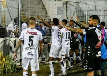 Advogado da Ponte Preta dá declaração polêmica sobre o Vasco