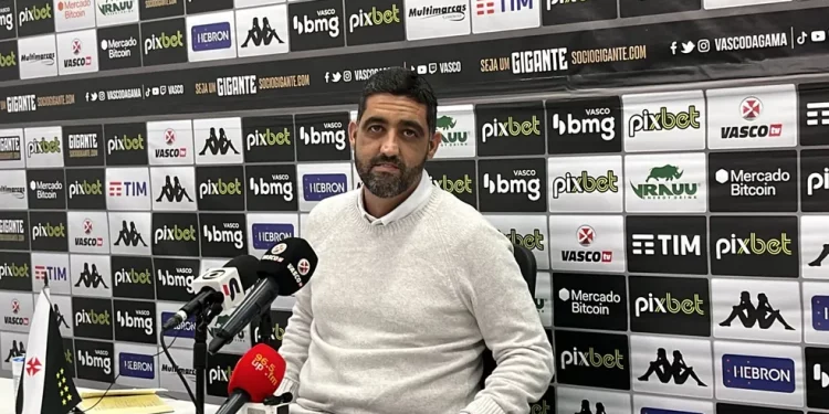 777 só vai contratar jogadores jovens? Luiz Mello explica