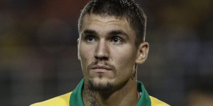 Vasco faz consulta por Lyanco, mas recebe resposta indesejada