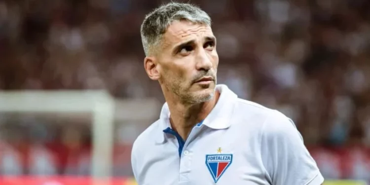 Vojvoda entra forte para contratar jogador que está no radar do Vasco