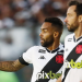 Alex Teixeira e Nenê recebem proposta de renovação do Vasco; confira tempo de contrato
