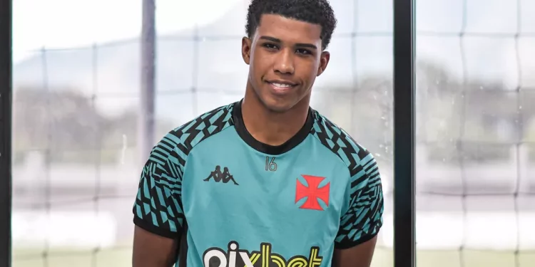 Andrey Santos diz que contrataria três craques do Brasileirão para o Vasco