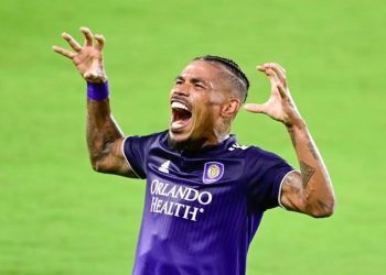 URGENTE: Vasco negocia com Júnior Urso, do Orlando City