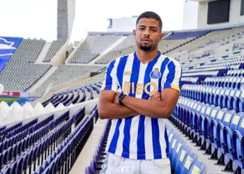 Imprensa portuguesa fala sobre possível interesse do Vasco em jogador do Porto