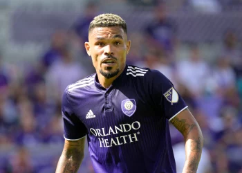 Junior Urso tem data para assinar com o Vasco