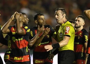 Procurador do STJD pede adiamento de julgamento do Sport e Vasco pode sofrer punição