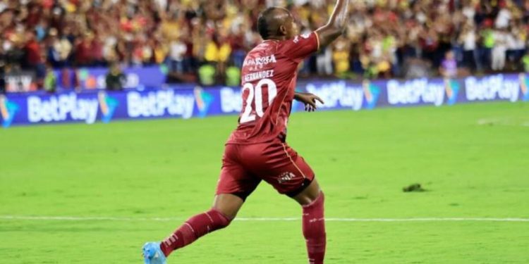 Vasco entra na briga com o Cruzeiro por lateral do futebol Sul-Americano