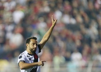 Vasco vence o Ituano e está de volta à Série A do Brasileirão