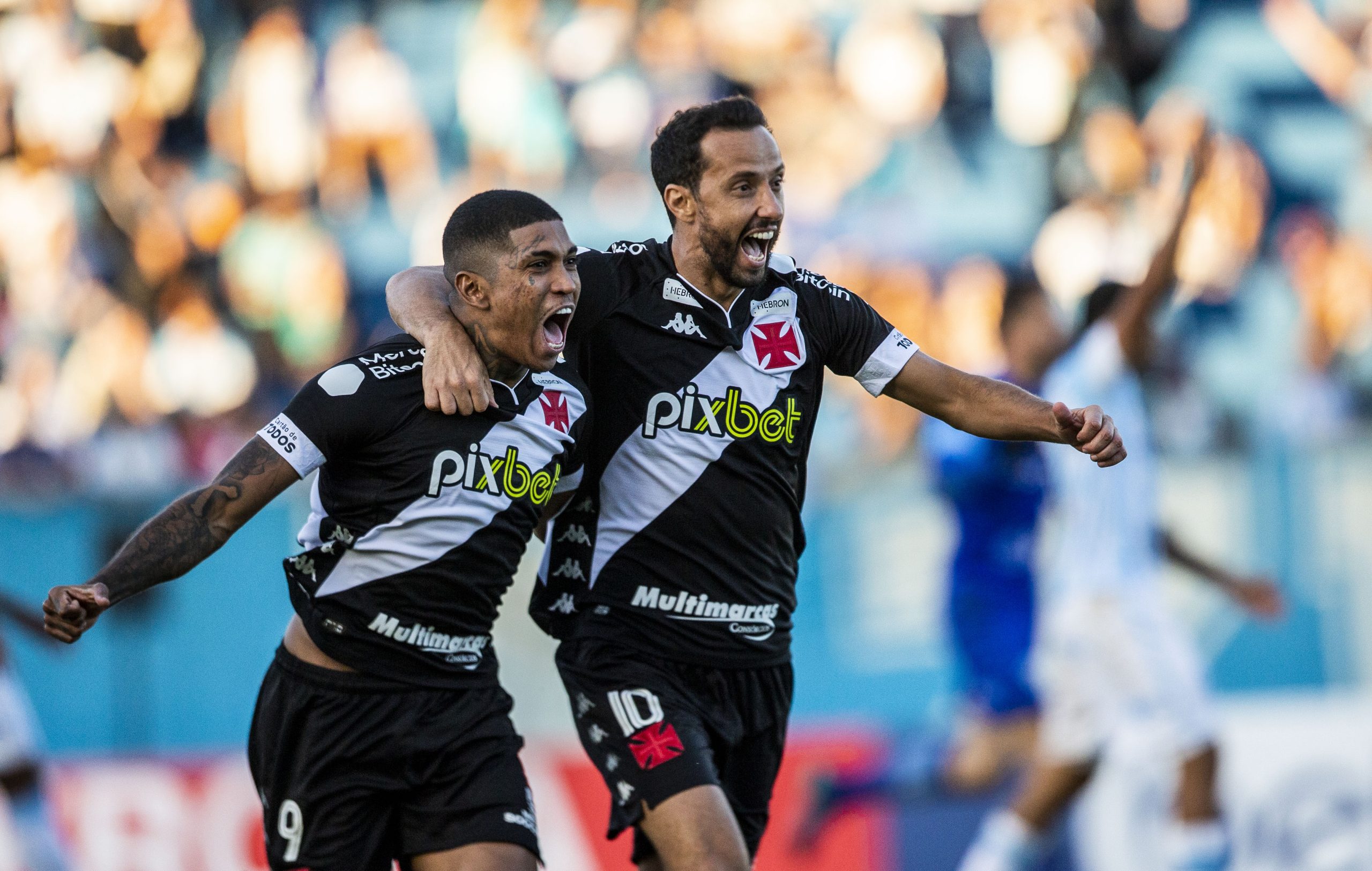 Vasco vence Ituano e retorna para a Série A do Campeonato Brasileiro