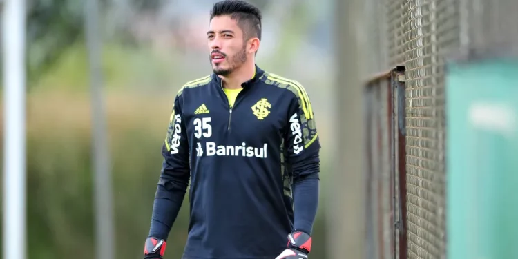Goleiro Daniel, do Internacional, teria sido consultado pelo Vasco
