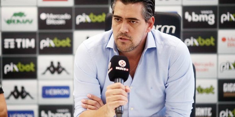 Paulo Bracks faz declaração para a torcida do Vasco: “Uma nova era começou!”