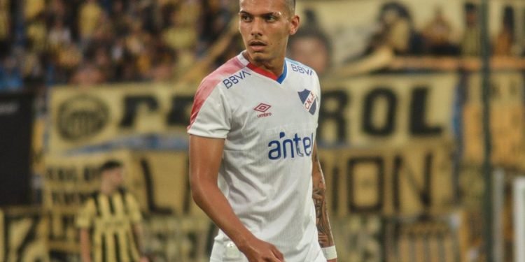 Vasco tem interesse no meia Franco Fagúndez