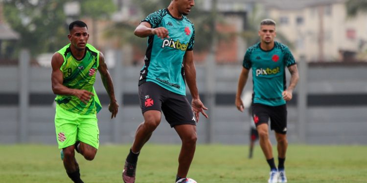 Vasco perde para o Bangu por 2 a 1 em amistoso de pré-temporada