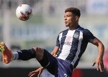 Conheça Diego Valoyes, atacante da seleção colombiana que tem proposta do Vasco